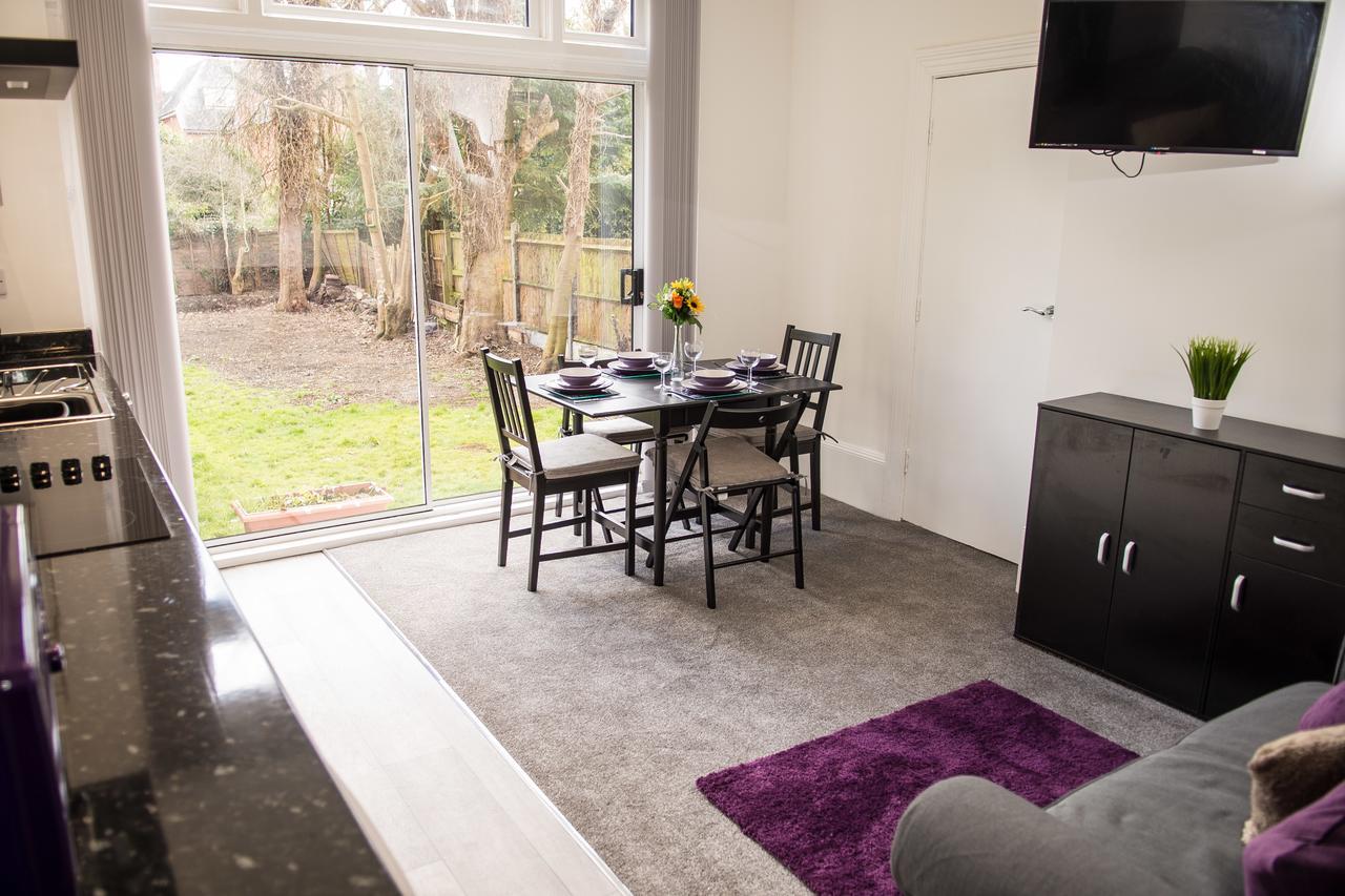 Moseley Mews Village Suites - Purple Birmingham Eksteriør billede